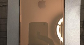 Mint
													Apple iPhone Xs Max - Unlocked, Gold, 64 GB, A1921, photo 2 of 12