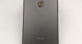 Good
													Apple iPhone 7 - AT&T, Black, 32 GB, A1778, photo 3 of 7