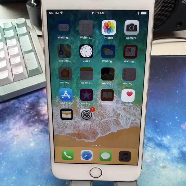 Apple iPhone 6 Plus - Unlocked, 16 GB, Gold, A1522