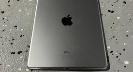 Good
													Apple iPad Air 2 - Unlocked, Silver, 128 GB, photo 3 of 3