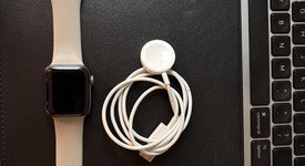 Good
													Apple Watch Series 4 40mm - Gray, A1977 - GPS, Aluminum, photo 6 of 6