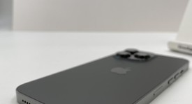 Good
													Apple iPhone 13 Pro - Unlocked, Graphite, 512 GB, A2483, photo 4 of 6