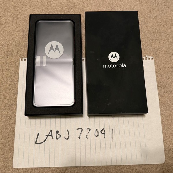 Motorola Razr Plus (2024) - Unlocked, 256 GB, Pink, 12 GB