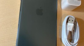 Good
													Apple iPhone 11 Pro - Unlocked, Green, 256 GB, A2160, photo 4 of 8