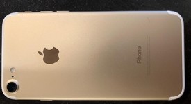Good
													Apple iPhone 7 - Sprint, Gold, 32 GB, A1660, photo 5 of 7