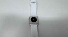 Mint
													Apple Watch SE 2nd Gen 40mm - Starlight, A2722 - GPS, Aluminum, photo 2 of 6