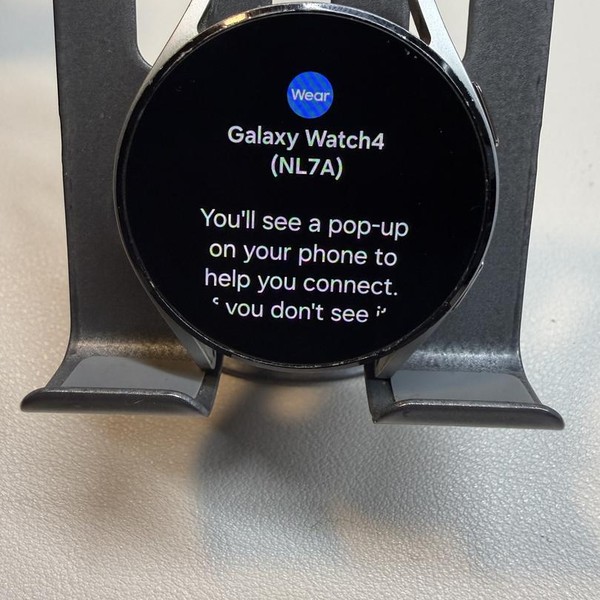 Samsung Galaxy Watch4 - Unlocked, Silver, 40mm