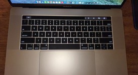 Mint
													MacBook Pro 2018 (With Touch Bar) - 15" - I7, Silver, 512 GB, 16 GB, photo 2 of 10