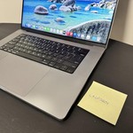 Good MacBook Pro 2021 - 16 inch - 512 GB, Gray, 16 GB, Apple M1 Pro 10-core