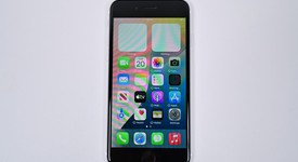 Good
													Apple iPhone SE 2nd Gen 2020 - Cricket, White, 64 GB, A2275, photo 2 of 8