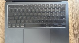 Mint
													MacBook Air 2022 (M2) - 13" - Apple M2, Midnight, 256 GB, 8 GB, photo 3 of 9