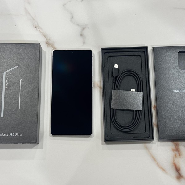 Samsung Galaxy S25 Ultra - Unlocked, 256 GB, Silverblue, 12 GB, SM-S938U1