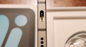 Mint
													Apple iPad Mini 6th Gen - Unlocked, Gray, 64 GB, A2568, photo 3 of 7