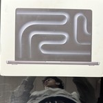 New MacBook Pro 2025 - 14 inch - 512 GB, Space Black, 16 GB, Apple M5