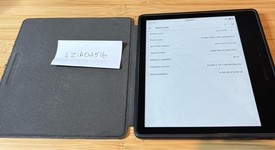 Good
													Amazon Kindle Oasis 10th Gen - Gray, 8 GB, WiFi Only, photo 3 of 3