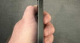 Mint
													Apple iPhone 16 Pro - Unlocked, Black, 256 GB, A3083, photo 5 of 11