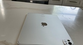 Mint
													Apple iPad Pro 11" (M4) 2024 - Unlocked, Silver, 1 TB, 16 GB, A2837, Nano-texture Glass, photo 4 of 12