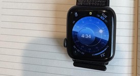 Good
													Apple Watch Series 4 44mm - Silver, A1978 - GPS, Aluminum, photo 5 of 5