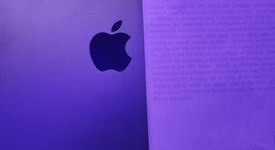Good
													Apple iPad 5th Gen - Wi-Fi, Silver, 32 GB, A1822, photo 2 of 7