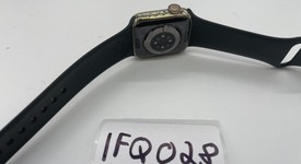 Good
													Apple Watch Series 6 40mm - Unlocked, Gold, A2293 - Cellular, Stainless Steel, photo 2 of 4