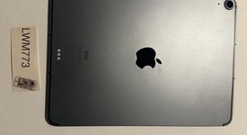 Good
													Apple iPad Air 4th Gen - Unlocked, Gray, 64 GB, A2324, photo 3 of 8