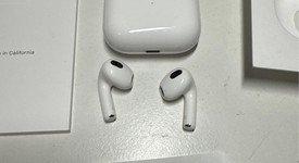 Used
													Apple AirPods 3rd Gen - Lightning Case, photo 2 of 3