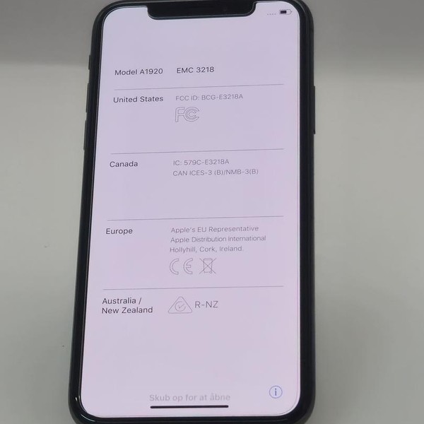 Apple iPhone Xs - Unlocked, 64 GB, Gray, A1920