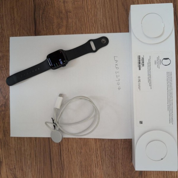 Apple Watch Series 7 41mm - Midnight, A2473 - GPS, Aluminum