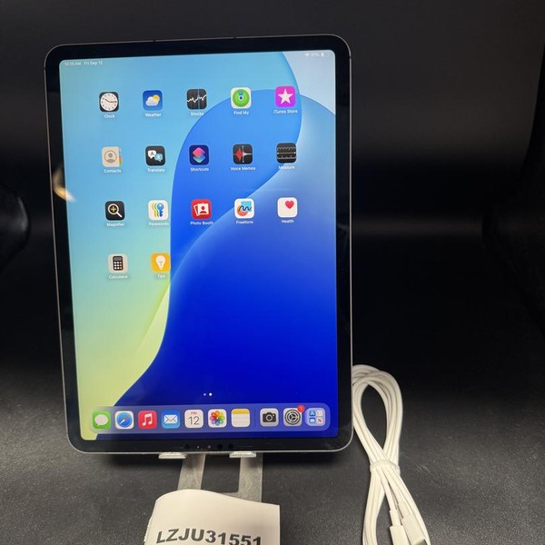 Apple iPad Pro 11 inch 3rd Gen 2021 - Unlocked, 512 GB, Gray