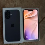 Mint Apple iPhone 17 - Unlocked, 256 GB, Black, A3258