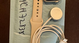 Good
													Apple Watch Series 9 41mm - Starlight, A2978 - GPS, Aluminum, photo 4 of 10