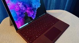 Mint
													Microsoft Surface Pro 6 - Wi-Fi, Silver, 1 TB, 16 GB, photo 5 of 8