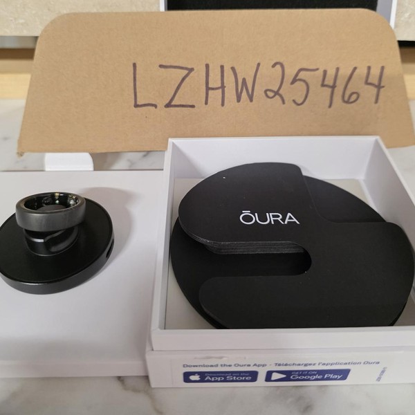 Oura Ring Gen 3 - Stealth, Size 11, Horizon
