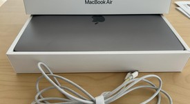 Good
													MacBook Air 2020 - 13" - Apple M1, Gray, 512 GB, 8 GB, photo 5 of 18