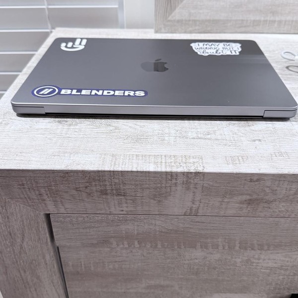 MacBook Pro 2023 - 14 inch - 4 TB, Gray, 32 GB, Apple M2 Max