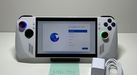 Mint
													Asus ROG Ally 7" - Z1 Extreme, White, 512 GB, 16 GB, Ryzen Z1 Extreme, photo 1 of 6