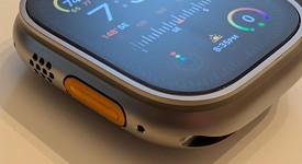 Good
													Apple Watch Ultra 2 49mm - Unlocked, Natural, A2986, photo 3 of 10