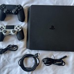 Mint PlayStation 4 Slim - 1 TB, Black