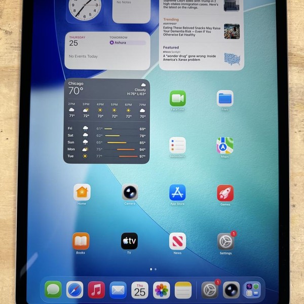 Apple iPad Pro 12.9 inch 4th Gen 2020 - Wi-Fi, 128 GB, Gray, A2229
