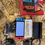 Mint Nintendo Switch - OLED - 64 GB, Red & Blue