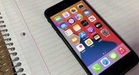 Good
													Apple iPhone 7 - Verizon, Black, 32 GB, A1660, photo 2 of 3
