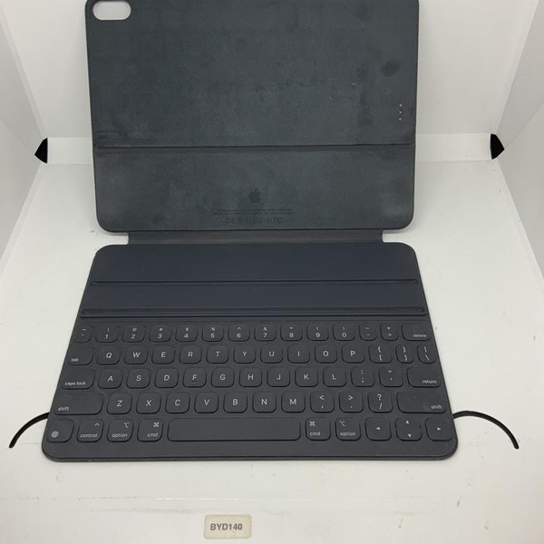 Apple Magic Keyboard for iPad Pro - Black