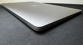 Fair
													MacBook Air 2020 - 13" - I5, Gray, 512 GB, 8 GB, photo 5 of 7