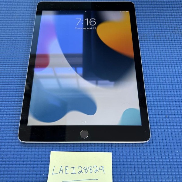 Apple iPad Air 2 - Wi-Fi, 32 GB, Gray