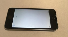 Fair
													Apple iPhone SE 1st Gen 2016 - Sprint, Grey, 16 GB, A1723, photo 2 of 11