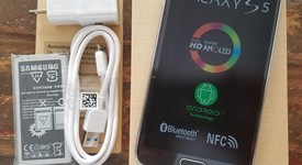 New
													Samsung Galaxy S5 - AT&T, Black, 16 GB, SM-G900A, photo 1 of 3