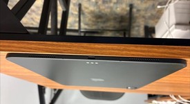 Good
													Apple iPad Pro 13" (M5) 2025 - Unlocked, Apple M5 10-Core, Space Black, 1 TB, A3361, Nano-texture Glass, photo 5 of 14