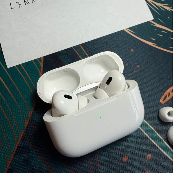 Apple AirPods Pro 2 - USB-C