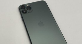 Good
													Apple iPhone 11 Pro Max - Unlocked, Green, 64 GB, A2161, photo 4 of 5