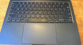 Good
													MacBook Air 2022 - 13" - Apple M2, Midnight, 256 GB, 8 GB, photo 4 of 8